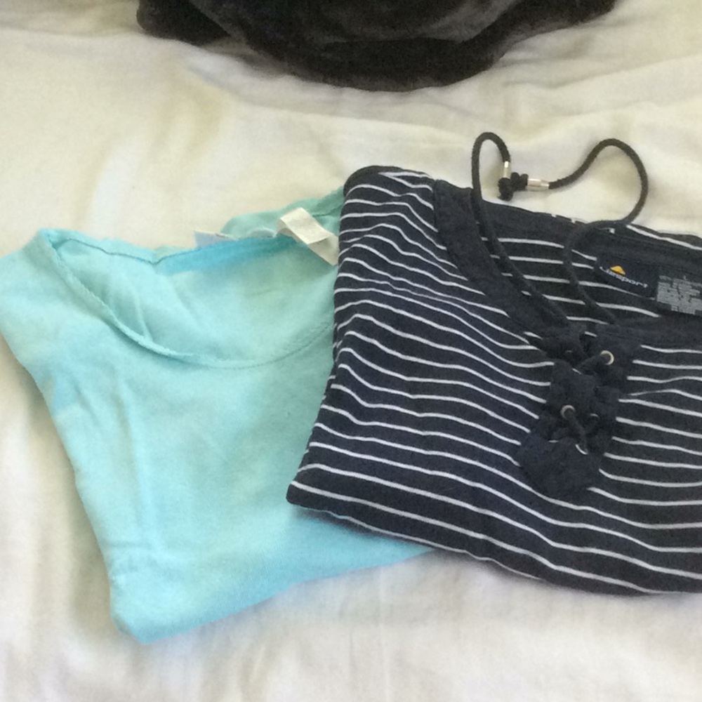 Set of 2 Liz Claiborne tee shirts